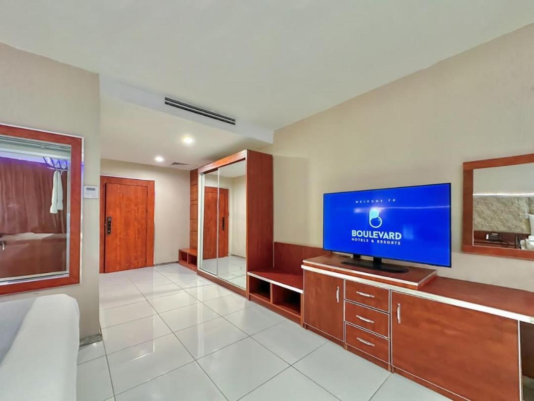 Boulevard Owerri Hotel Esterno foto