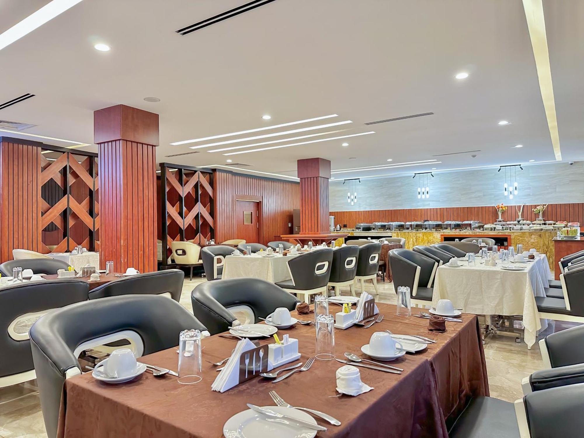 Boulevard Owerri Hotel Esterno foto
