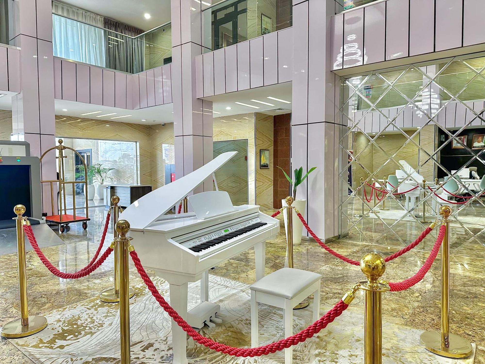 Boulevard Owerri Hotel Esterno foto